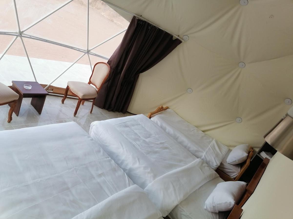 Sara Luxury Camp Hotel Wadi Rum Eksteriør billede