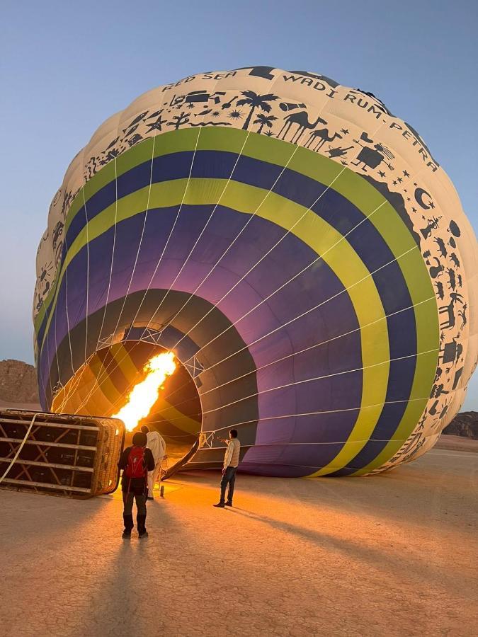 Sara Luxury Camp Hotel Wadi Rum Eksteriør billede
