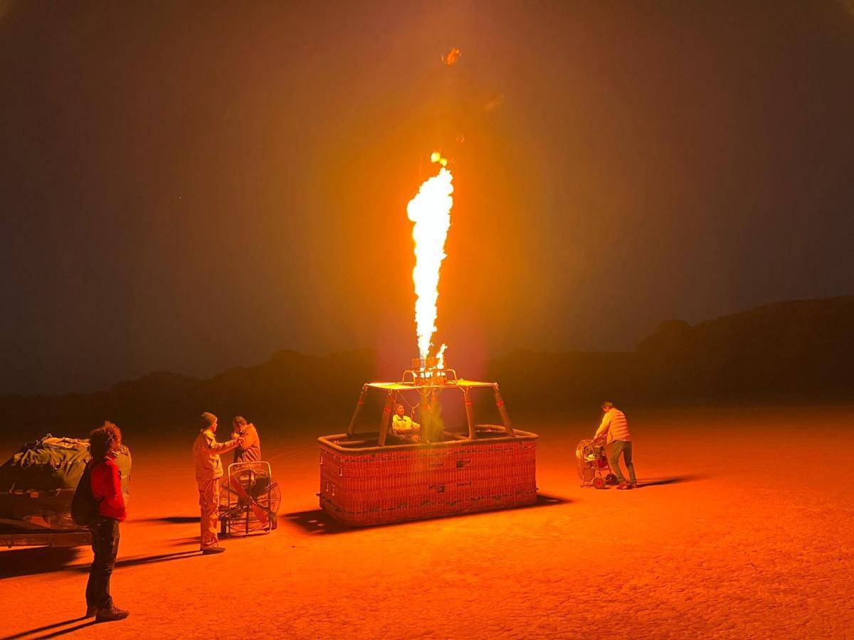 Sara Luxury Camp Hotel Wadi Rum Eksteriør billede